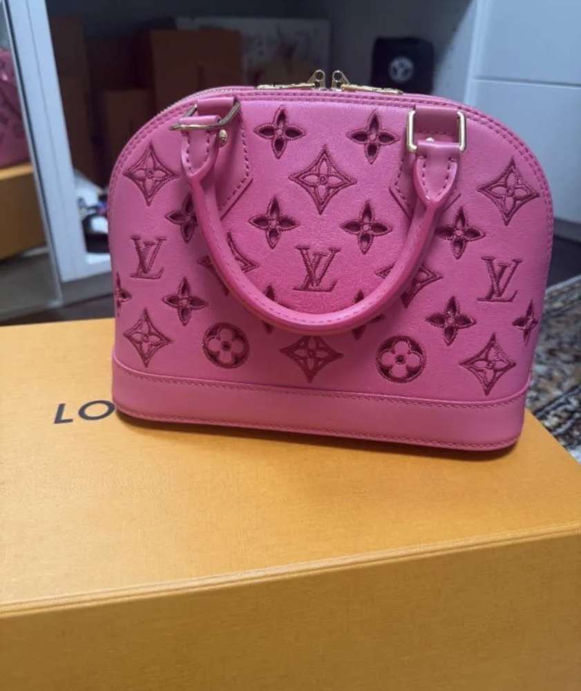 Louis Vuitton Alma BB
