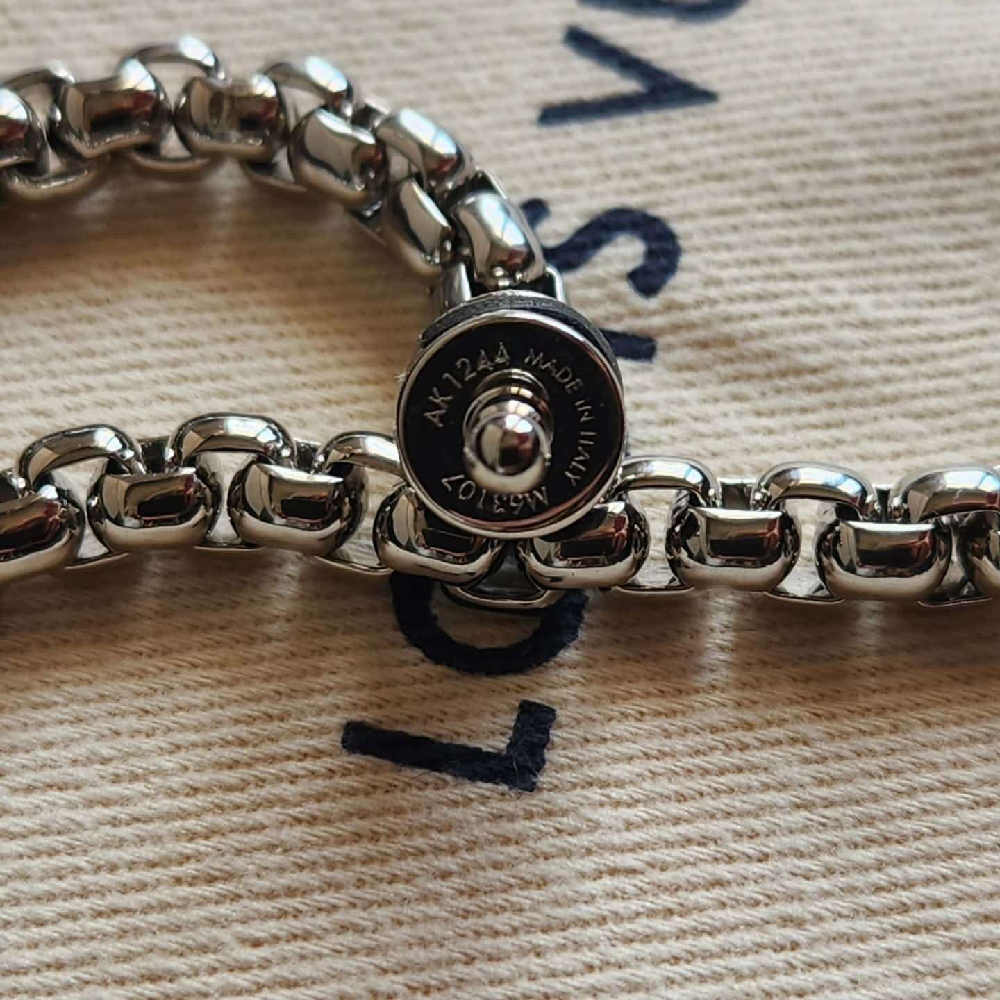 Louis Vuitton Naramek