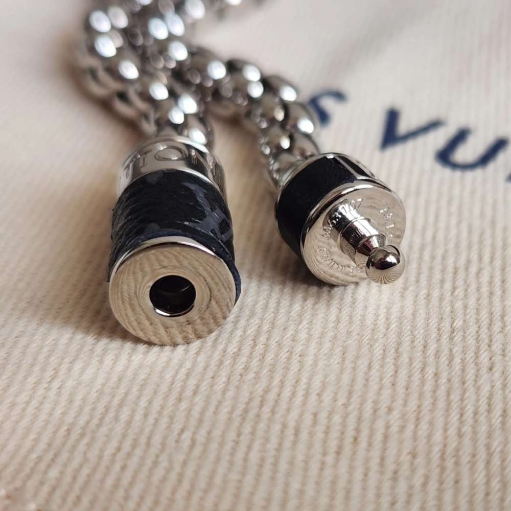 Louis Vuitton Naramek