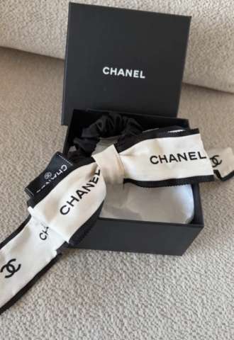 https://vipluxury.sk/Chanel gumicka do vlasov