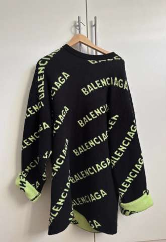 https://vipluxury.sk/Balenciaga sveter