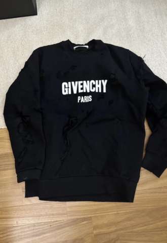https://vipluxury.sk/Givenchy mikina