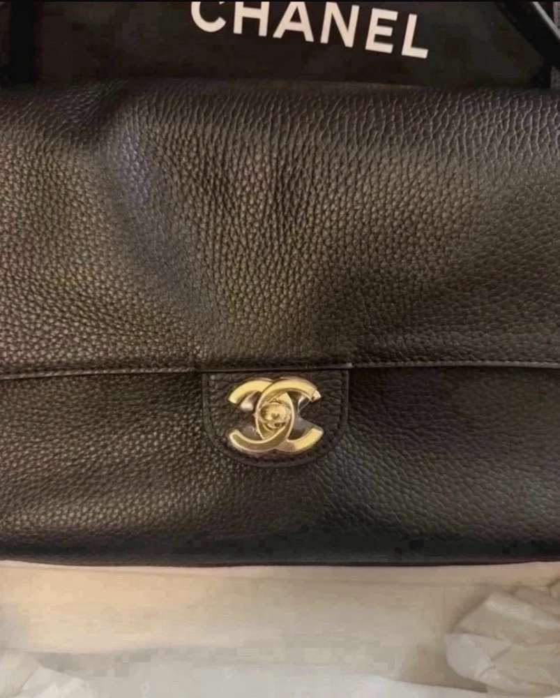 Chanel 32