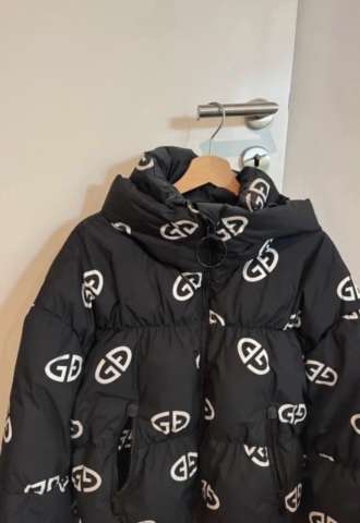 https://vipluxury.sk/Goldbergh