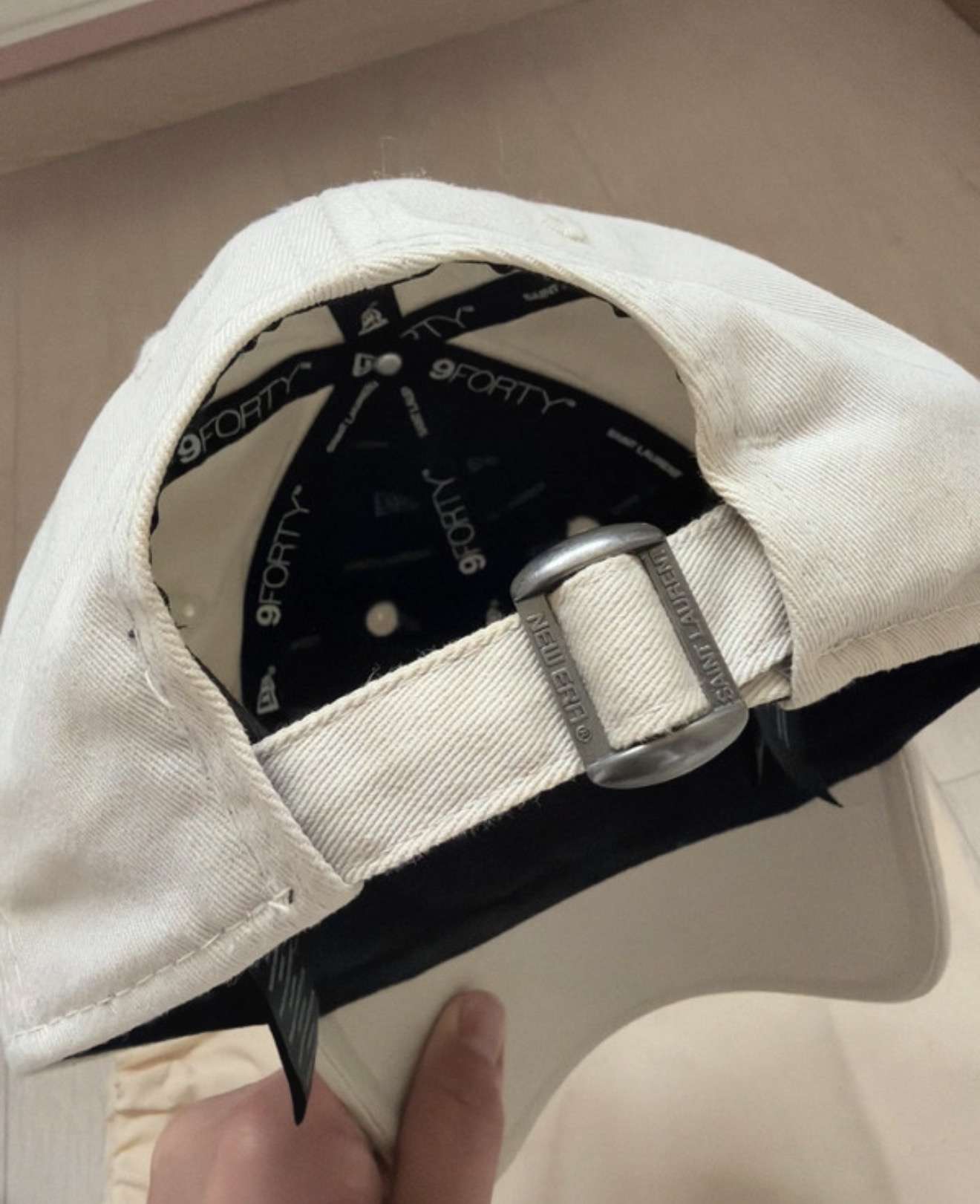 YSL siltovka
