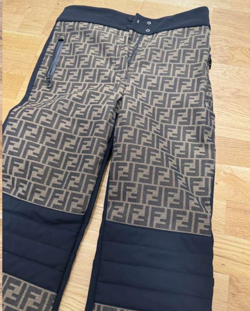 Fendi lyžiarske nohavice
