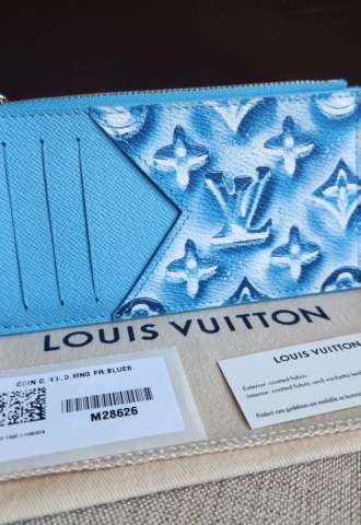 https://vipluxury.sk/Louis Vuitton Cardholder