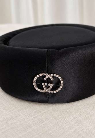 https://vipluxury.sk/Gucci baretka